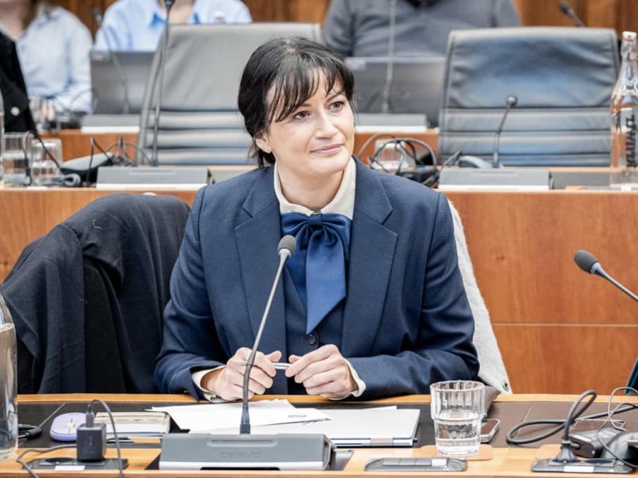 Eerste debat in de gemeenteraad in Gent Eerste debat in de gemeenteraad in Gent